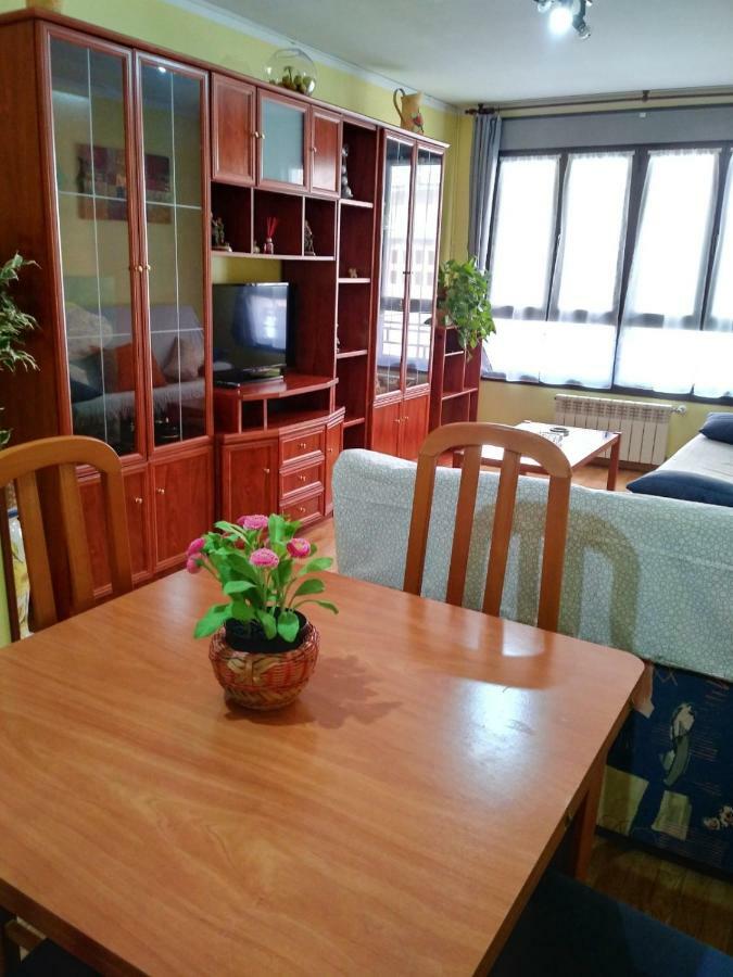 Amplio Loft Con Plaza De Garaje Apartamento Onís