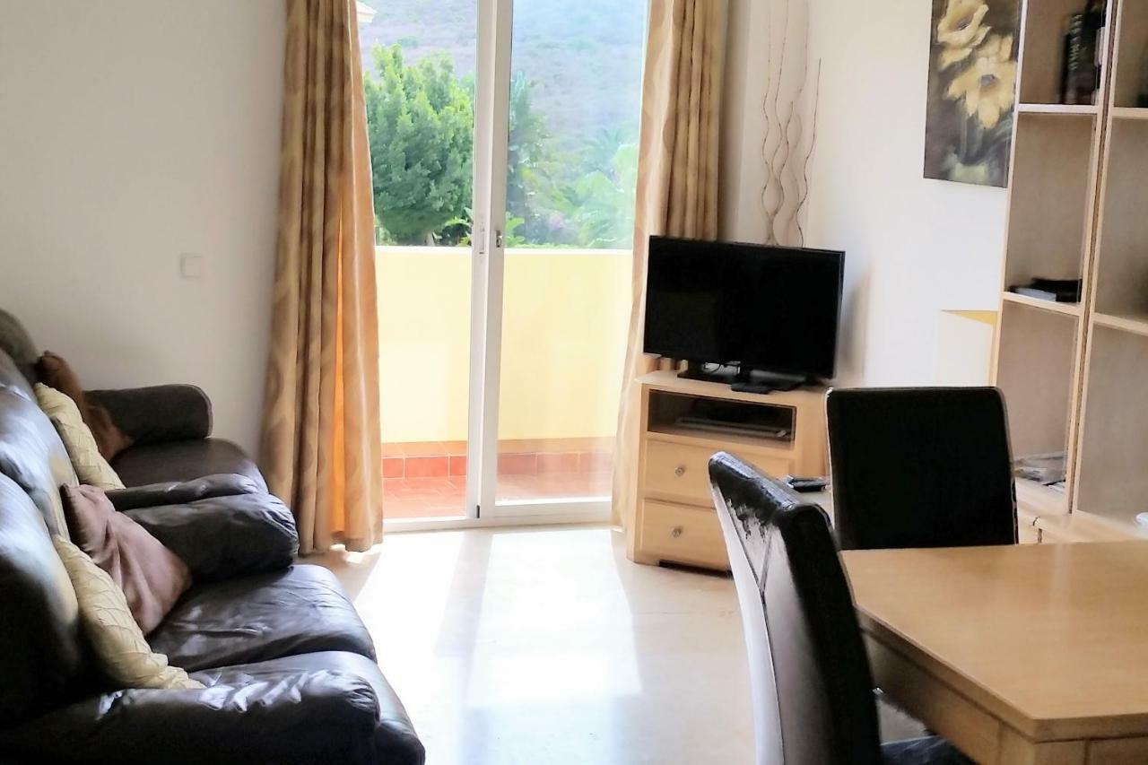 Apartamento Sun, And A Drink In My Hand Manilva
