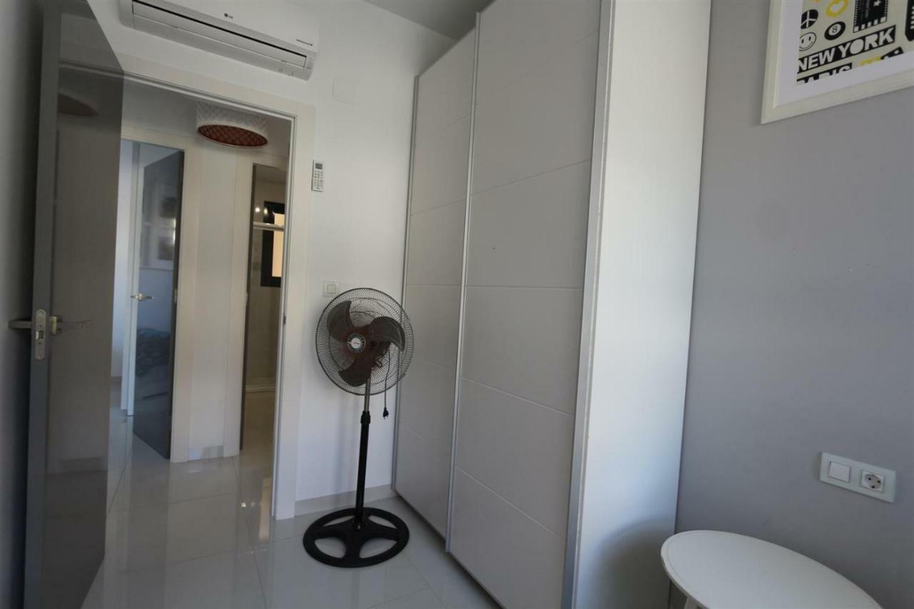 Holiday home Mil Palmeras 2401