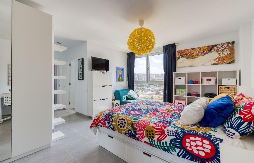 Fancy Loft Ocean Views