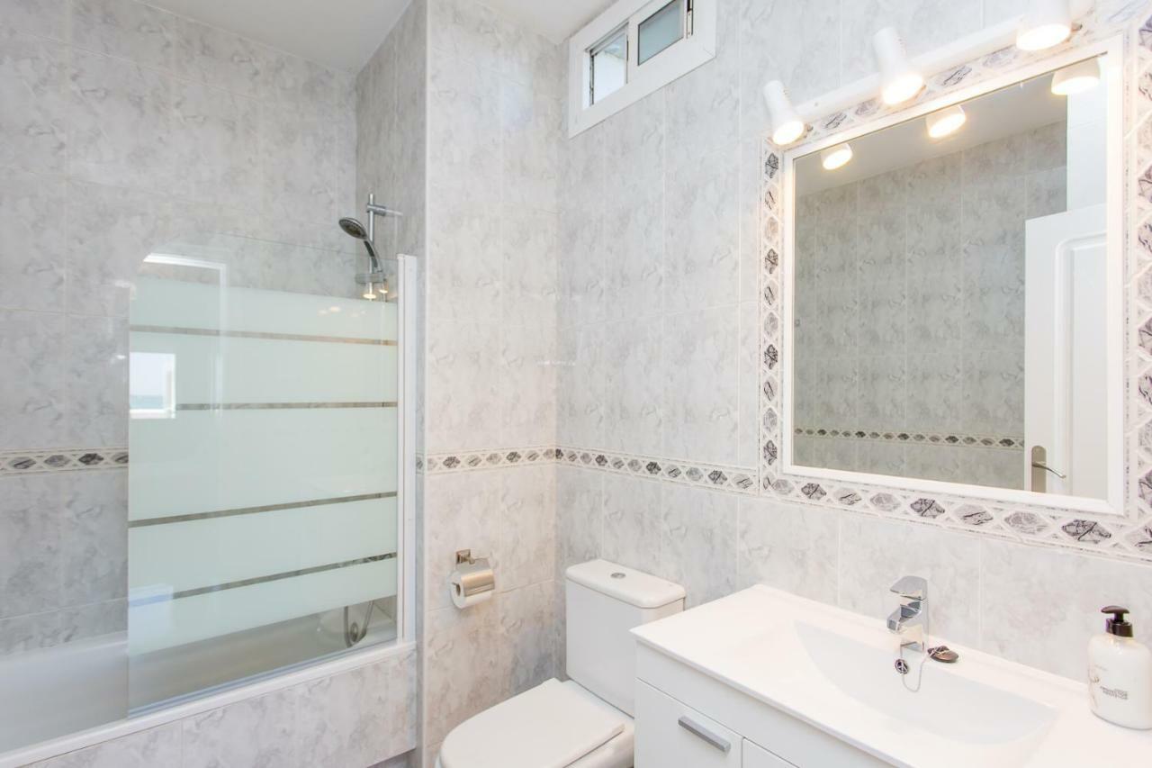 Spectacular Modern Beachfront 2/bed Retreat Apartment MIJAS COSTA