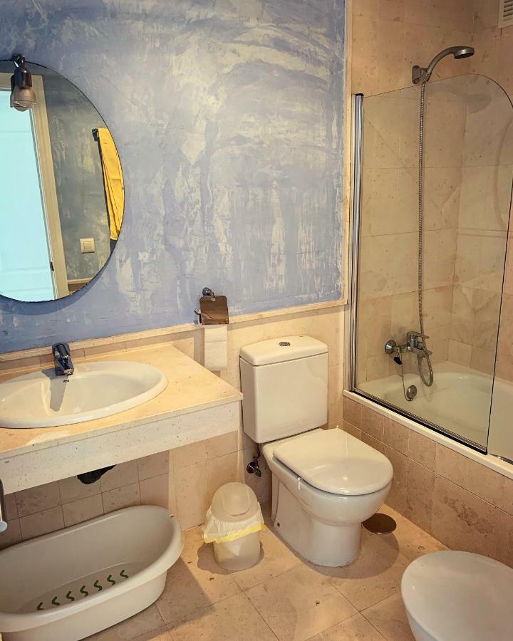 Fantastic 3-bedroom Including Tennis And Pool Near Golf Course Сasa de vacaciones