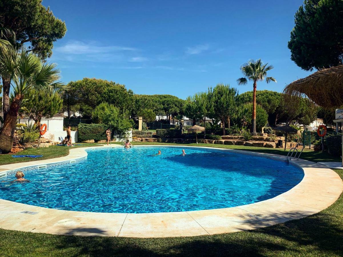 Fantastic 3-bedroom Including Tennis And Pool Near Golf Course Сasa de vacaciones *