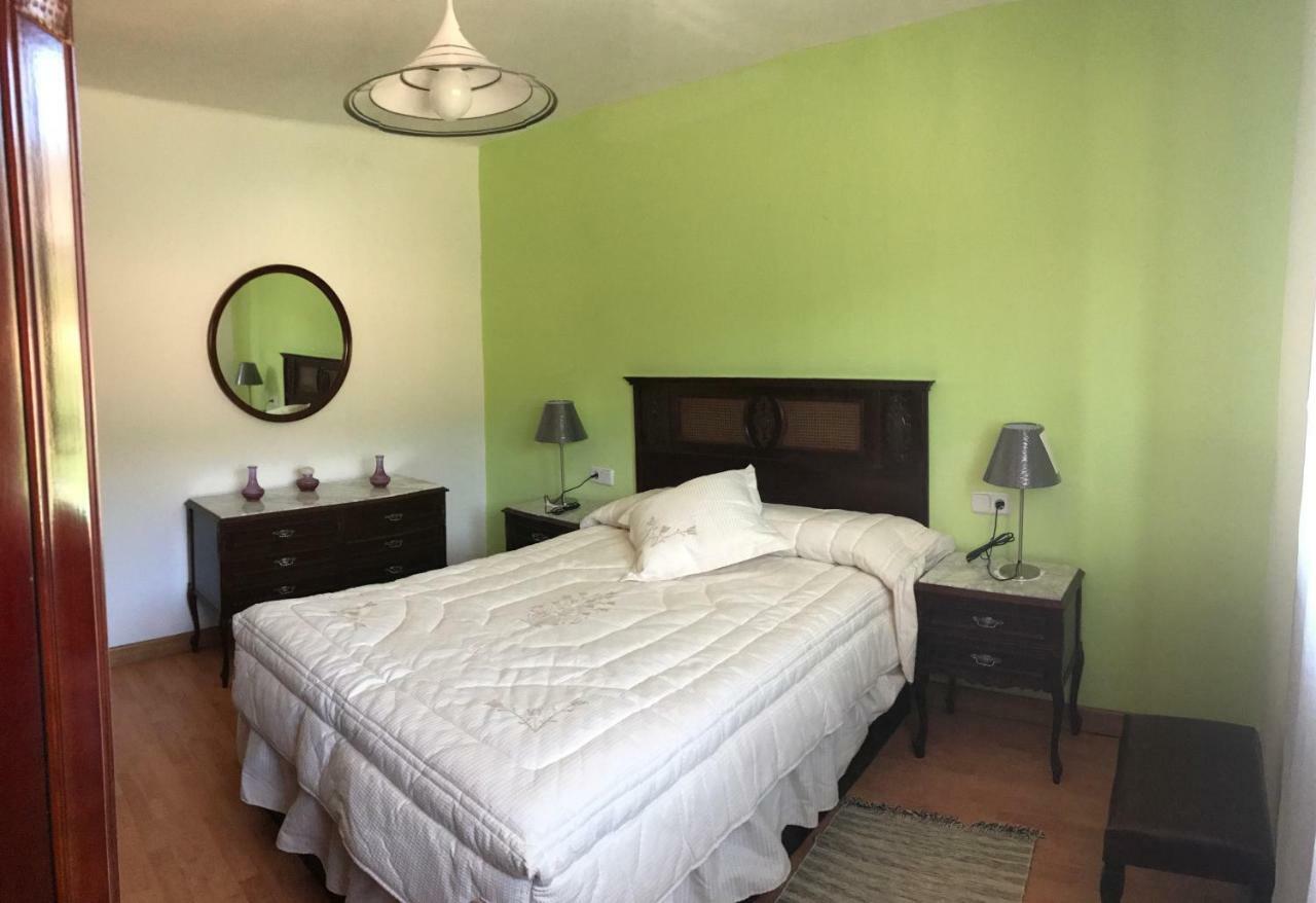 Casa De Pueblo Con Merendero Opcional Сasa de vacaciones Casarejos