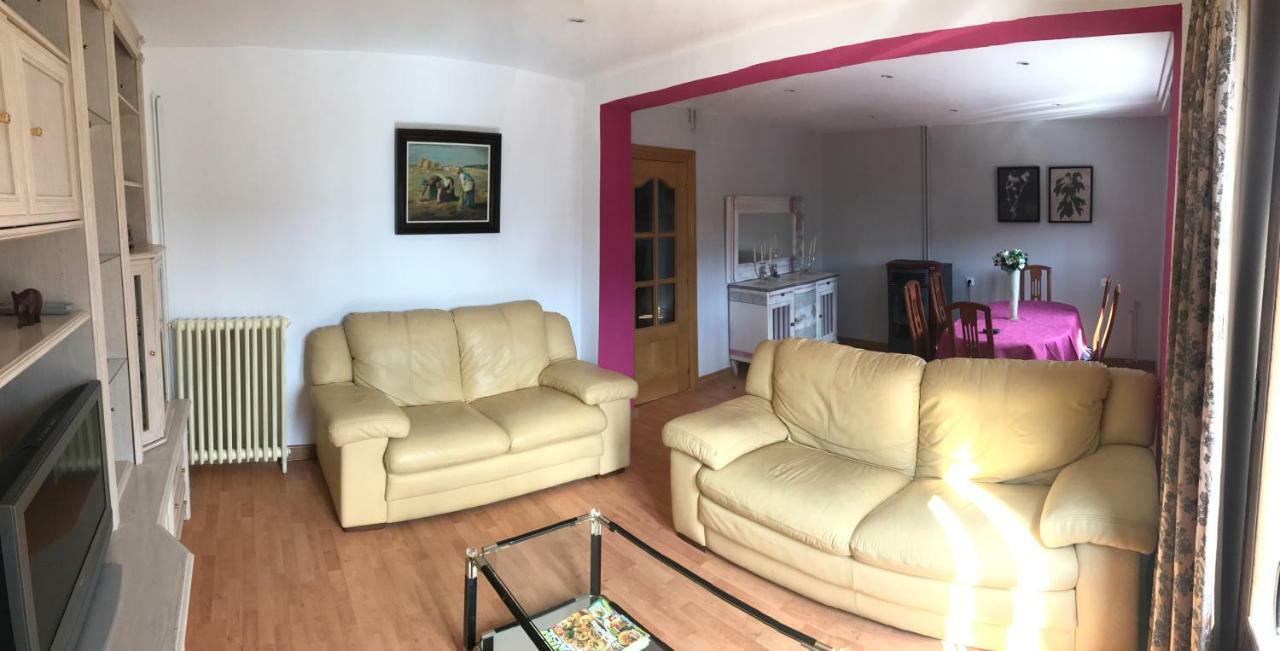 Сasa de vacaciones Casa De Pueblo Con Merendero Opcional *