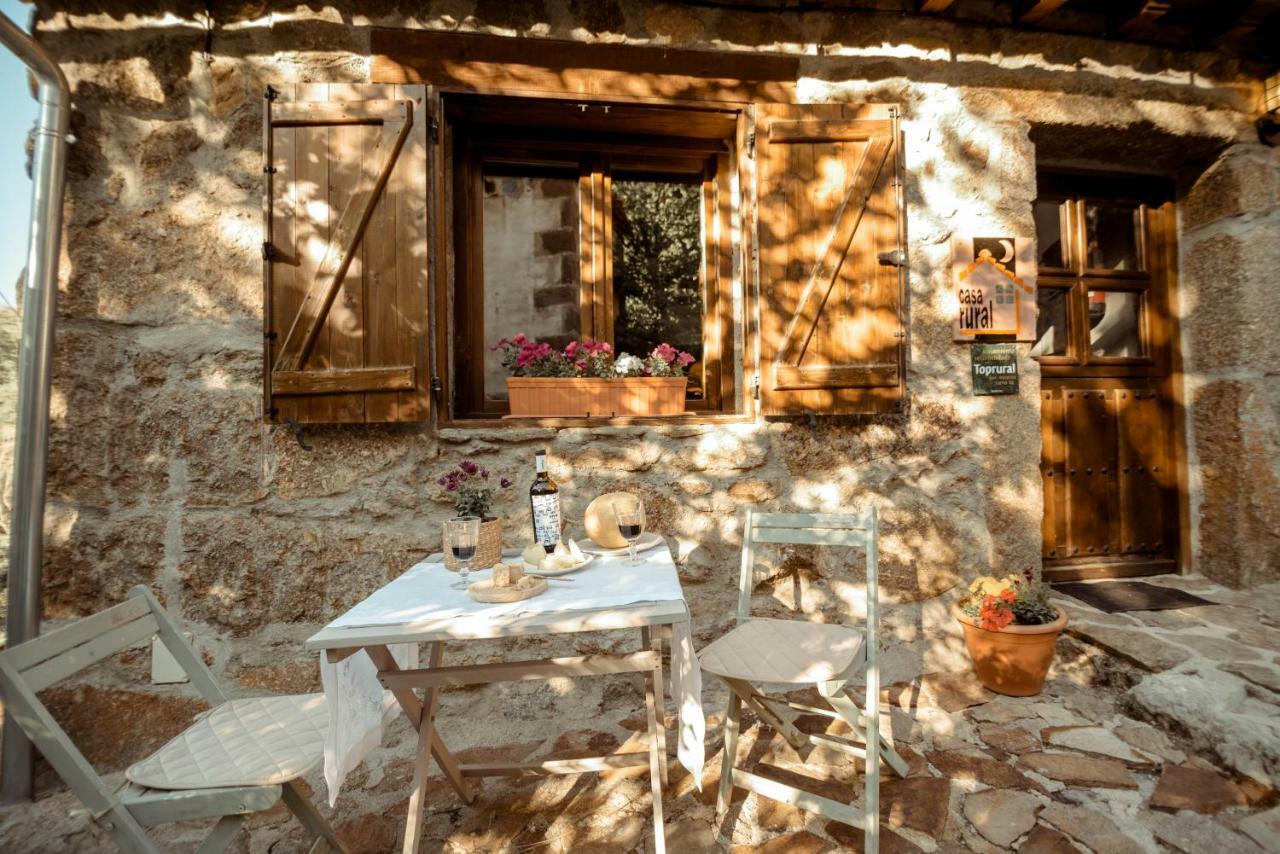 El Pajar De Tio Mariano Holiday home Tremedal