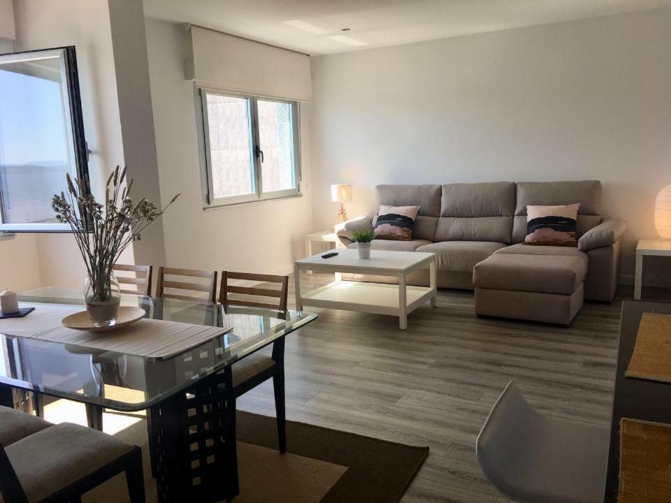 Piso En Portonovo, Playa Caneliñas Apartamento Sanxenxo