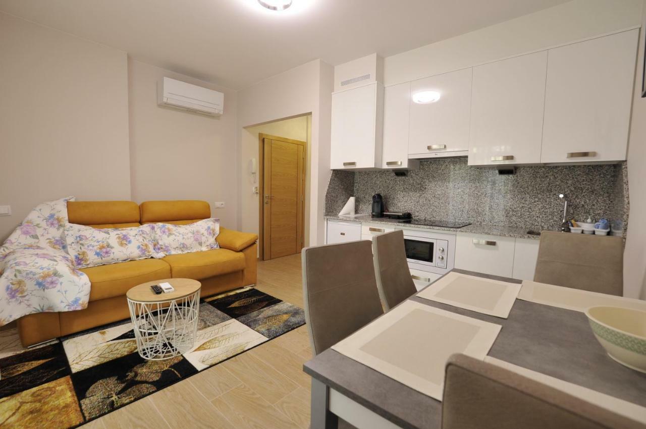 Playa Compostela Apartamento *