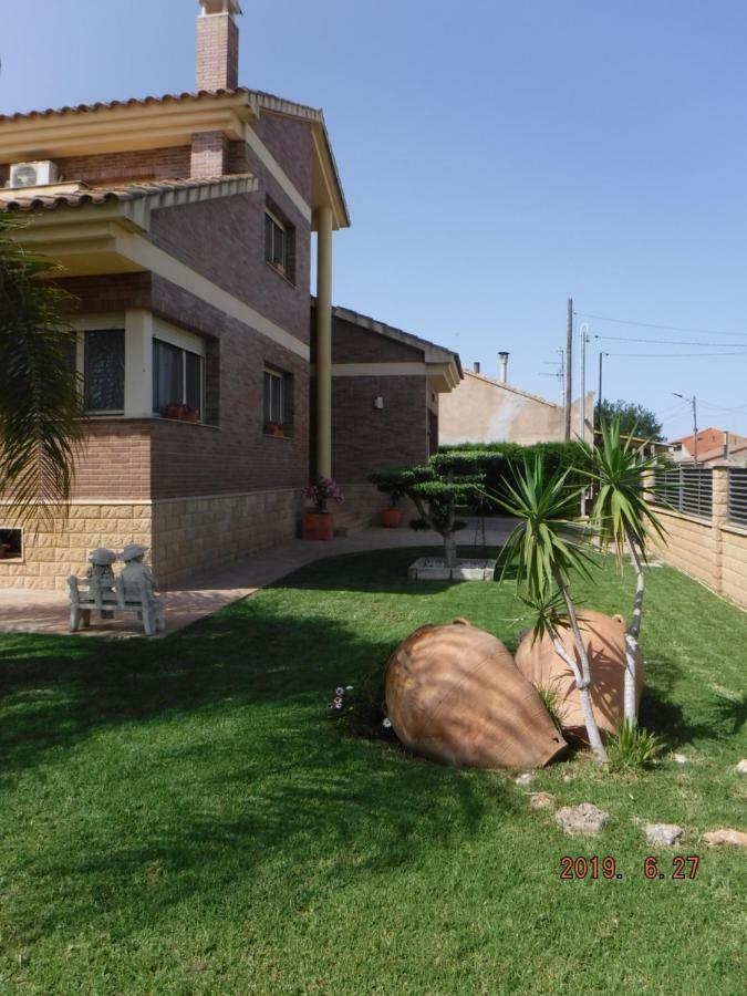 Casa Bergkamp * Deltebre