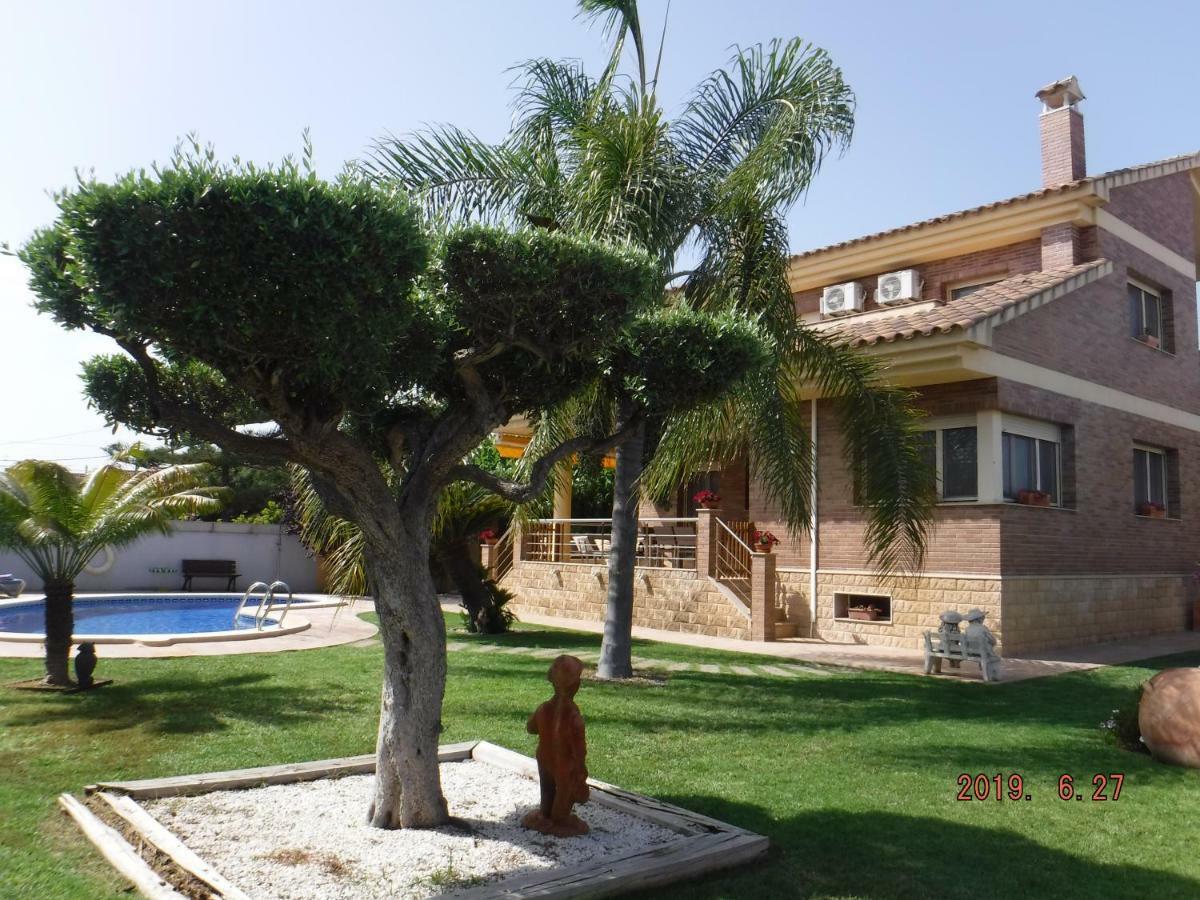 Casa Bergkamp Holiday home *