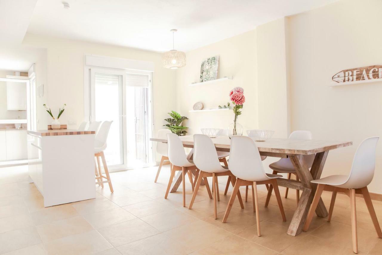 Сasa de vacaciones Akutuna - Casa Familiar Con Piscina , Garaje&pista De Padel Zahara de los Atunes