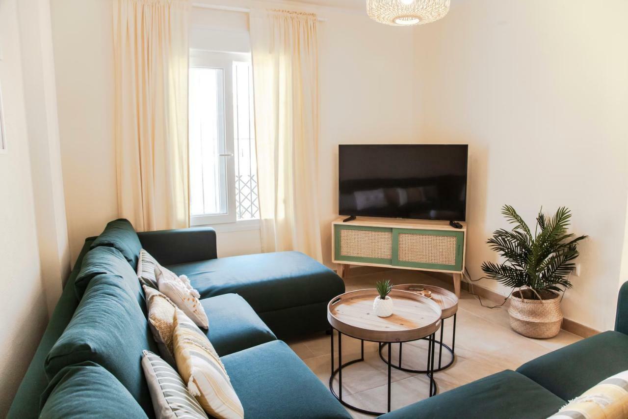 Akutuna - Casa Familiar Con Piscina , Garaje&pista De Padel Zahara de los Atunes