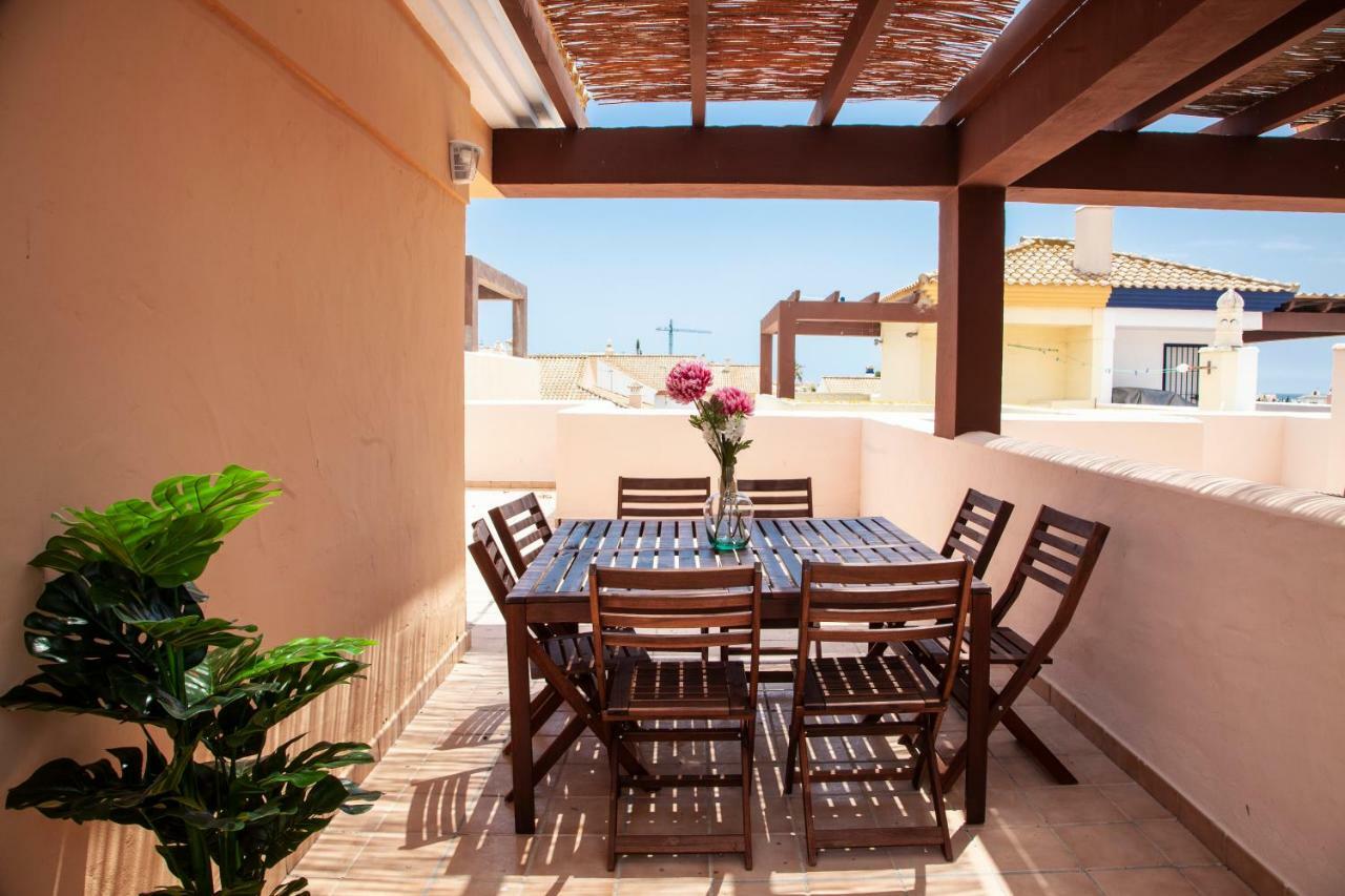 Akutuna - Casa Familiar Con Piscina , Garaje&pista De Padel * Zahara de los Atunes