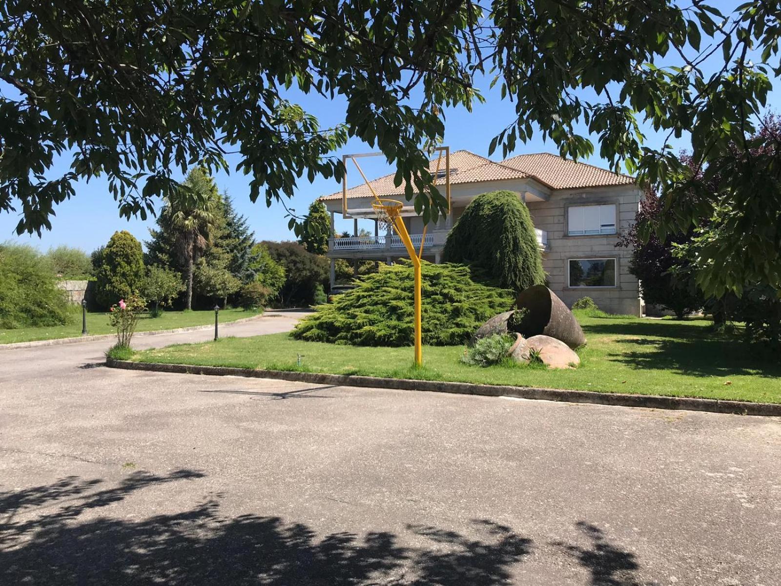 Camelias Holiday home Villanueva De Arosa