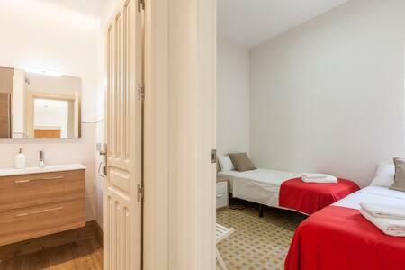 T2, Tirso De Molina, Luminoso Y Tranquilo Apartment Seville