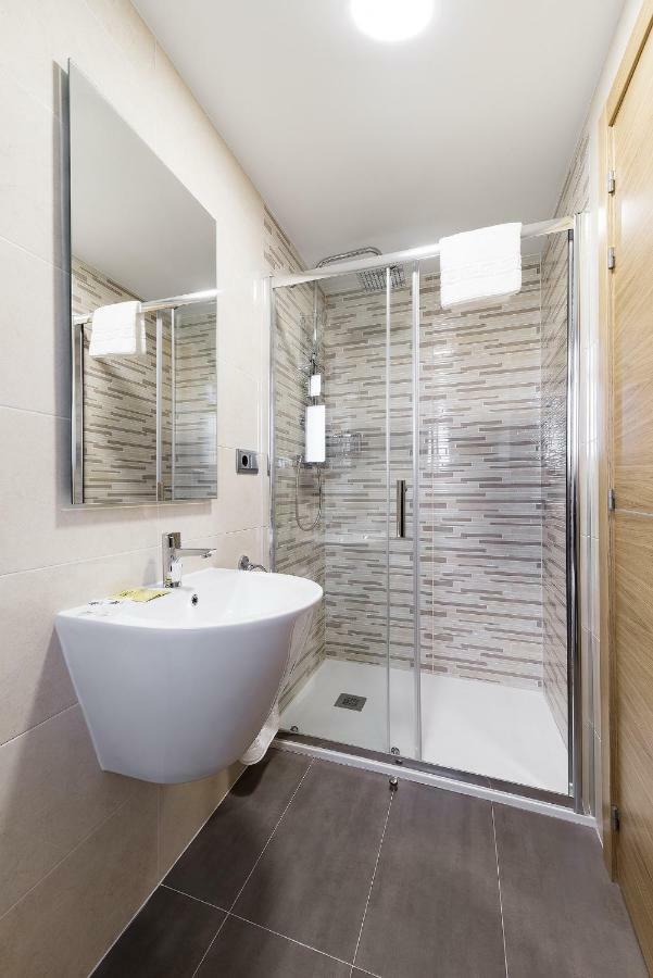 Guest house Residencial Victoria 2*