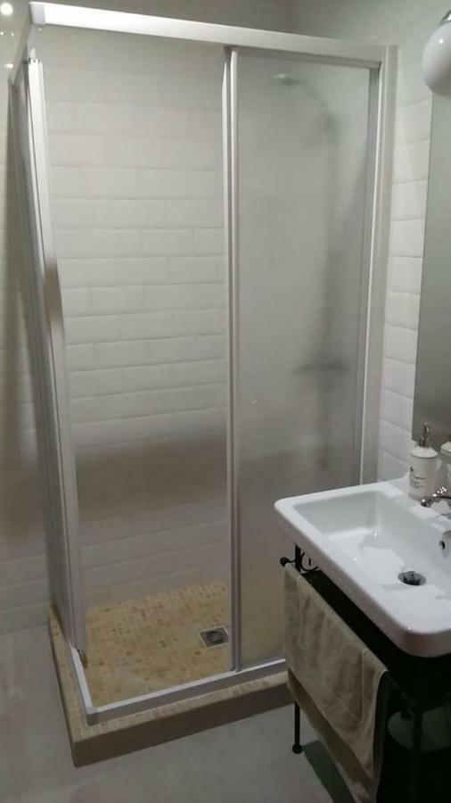 Casita De Pueblo Reformada, Terraza Con Vistas Preciosas Y Parking Privado Apartment
