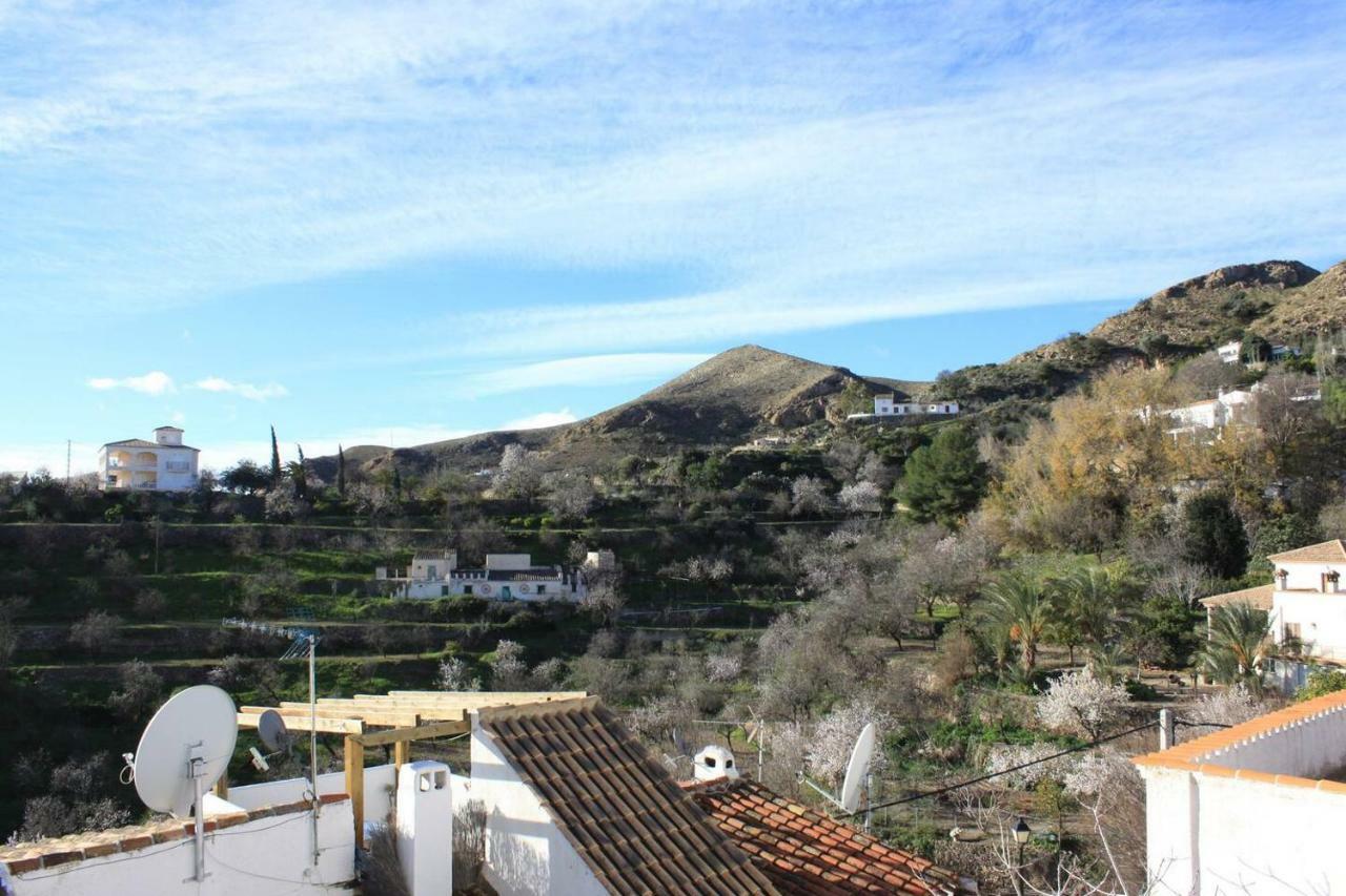 Casita De Pueblo Reformada, Terraza Con Vistas Preciosas Y Parking Privado Apartment