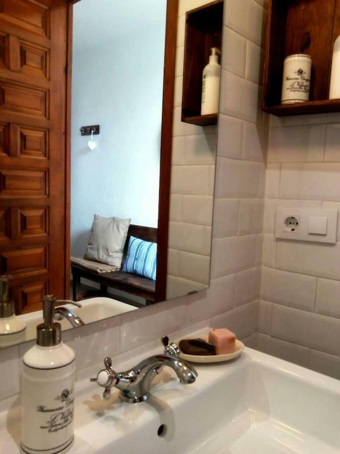 Casita De Pueblo Reformada, Terraza Con Vistas Preciosas Y Parking Privado * Bedar