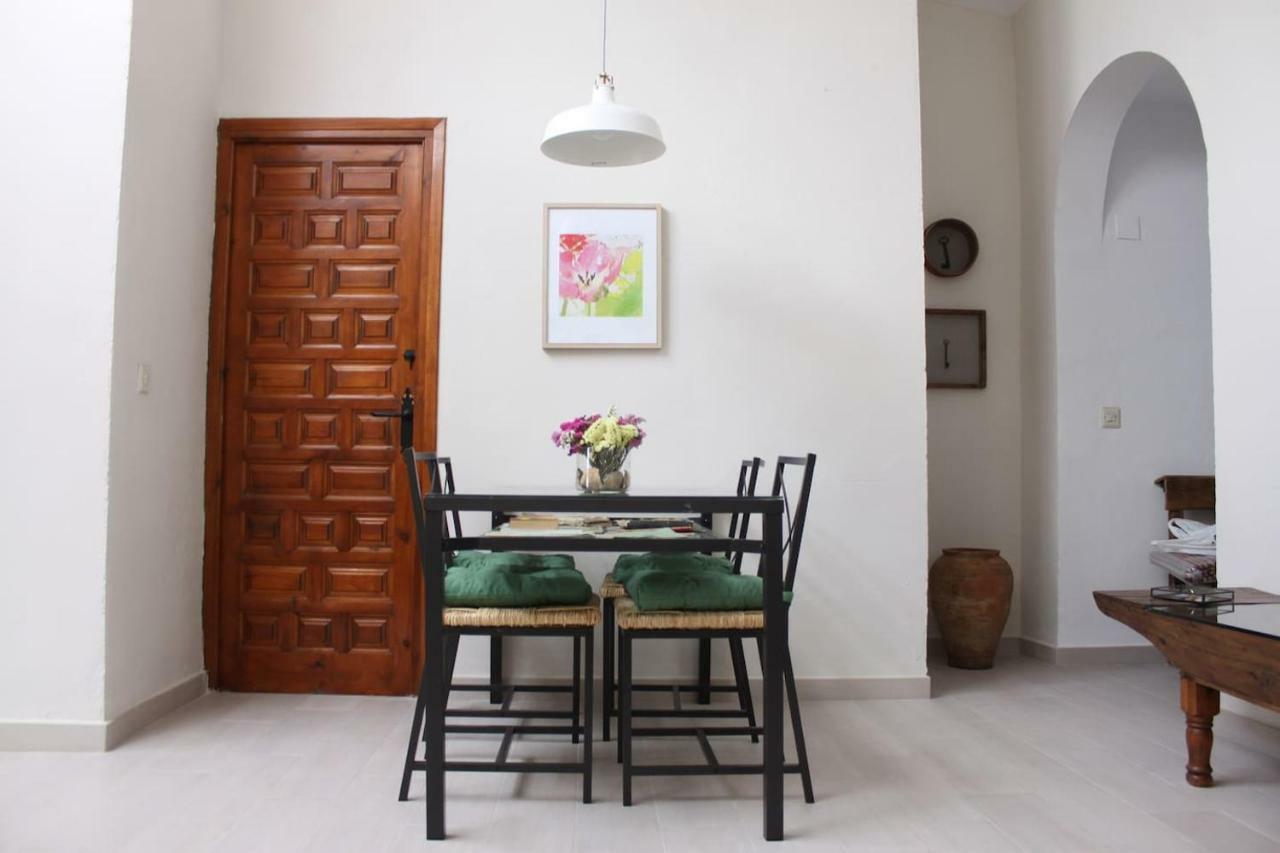 Casita De Pueblo Reformada, Terraza Con Vistas Preciosas Y Parking Privado * Bedar