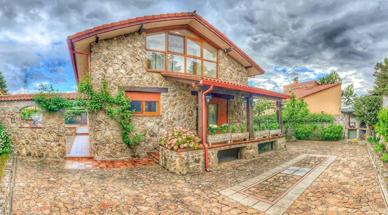 La Casita De Hortensias Сasa de vacaciones Ortigosa del Monte
