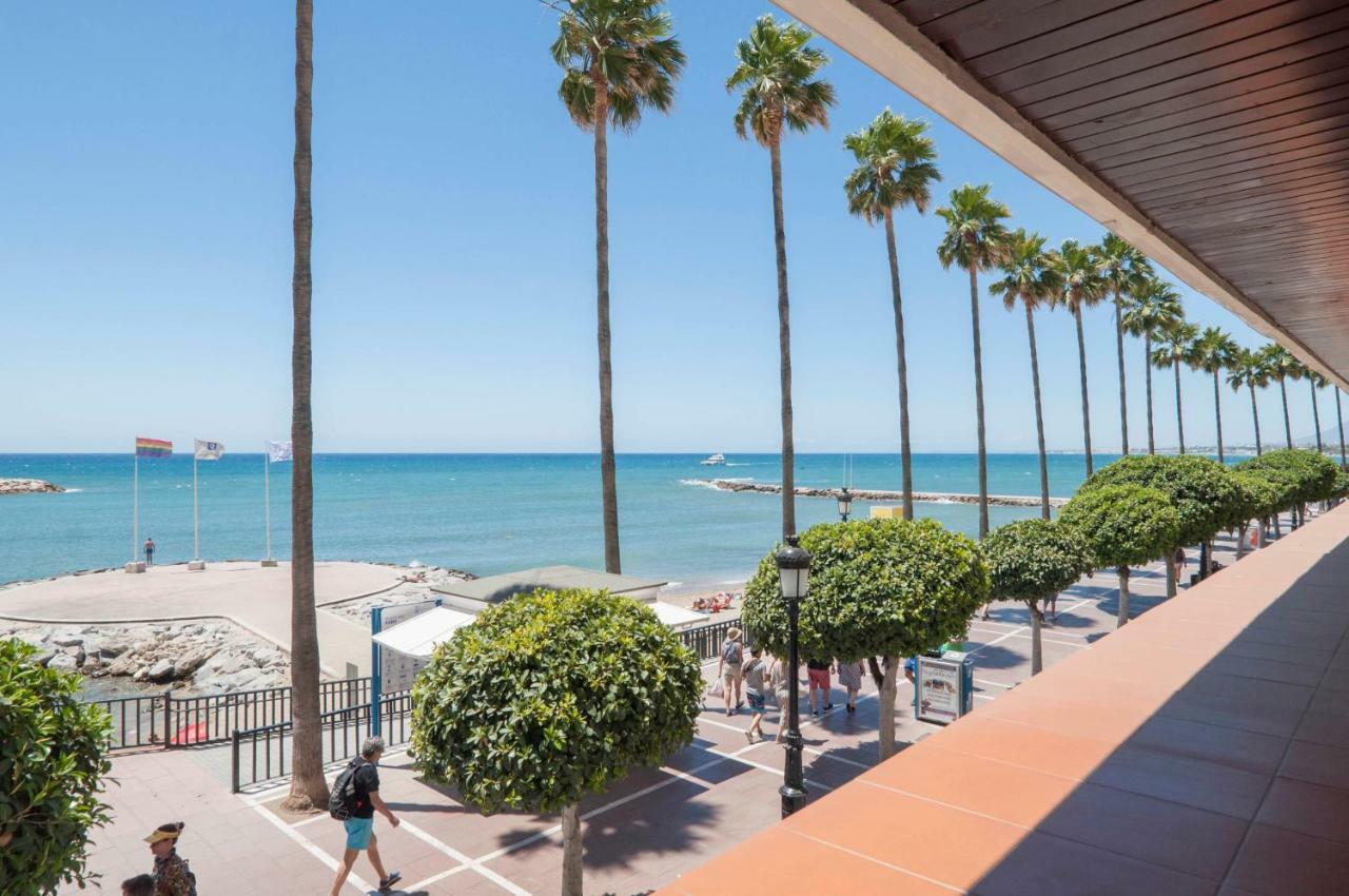 Eden Roc Beachfront