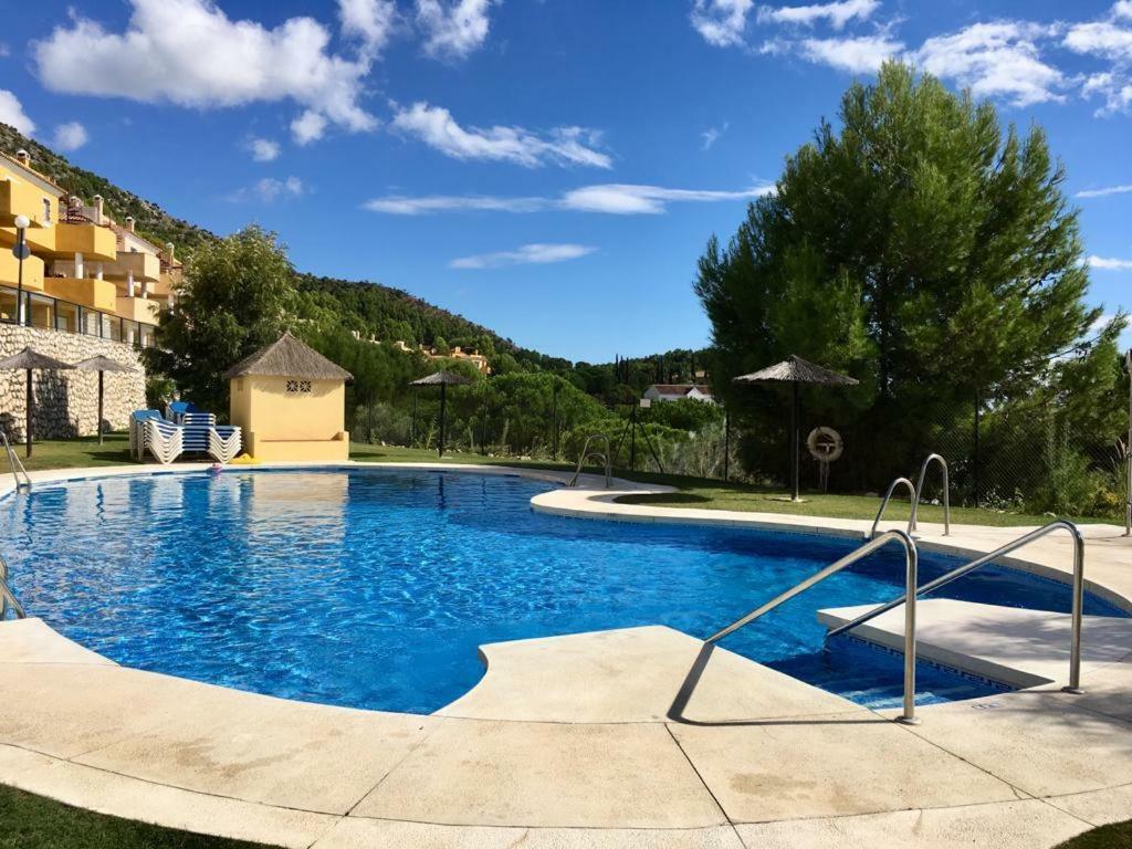 Near With Stunning Sea Views