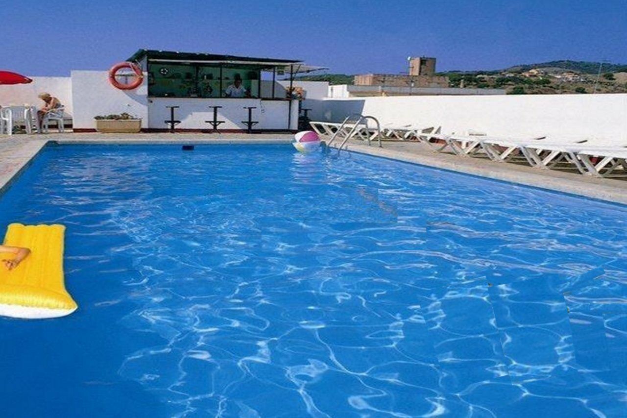 Continental Hotel 2*