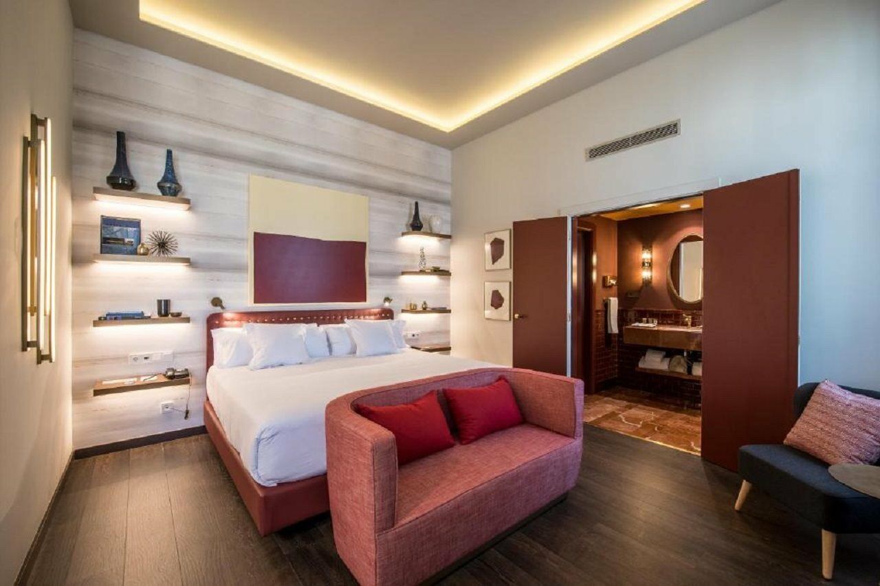 Vincci Mae Hotel