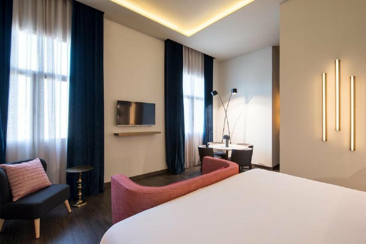 Vincci Mae Hotel