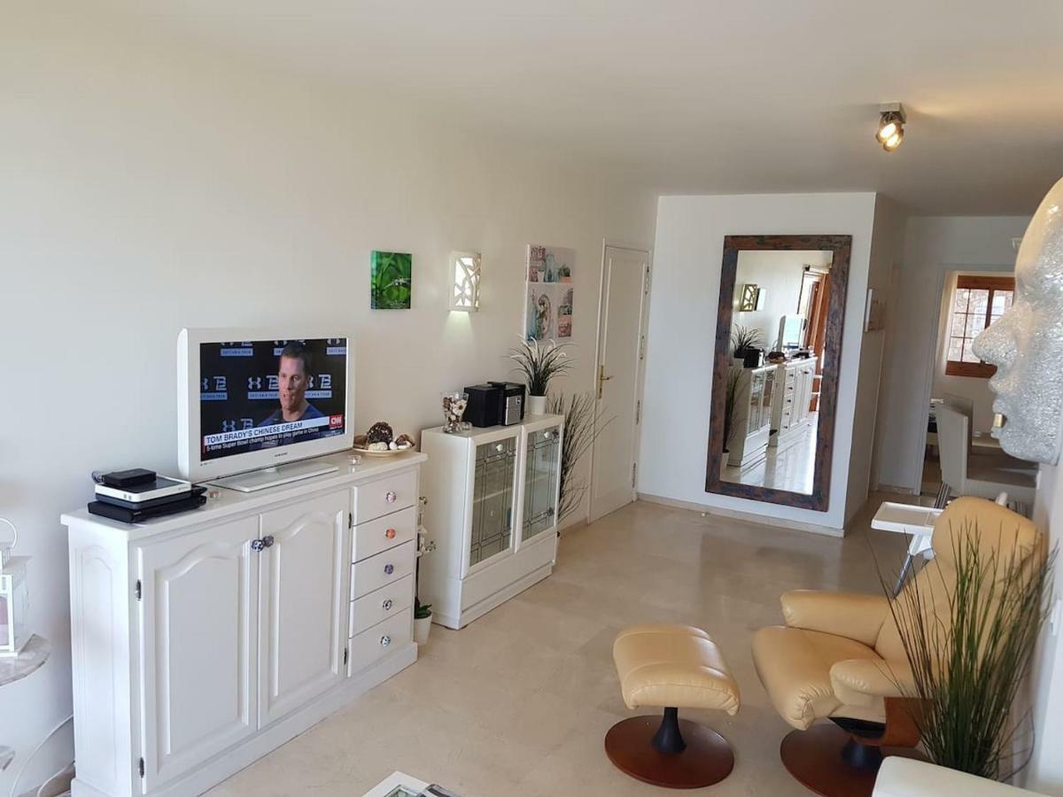 Playa Del Duque In 1st Sea Line Directly On The Beach, Heated Pool, Wifi, Balcony Apartamento Costa Adeje (Tenerife)
