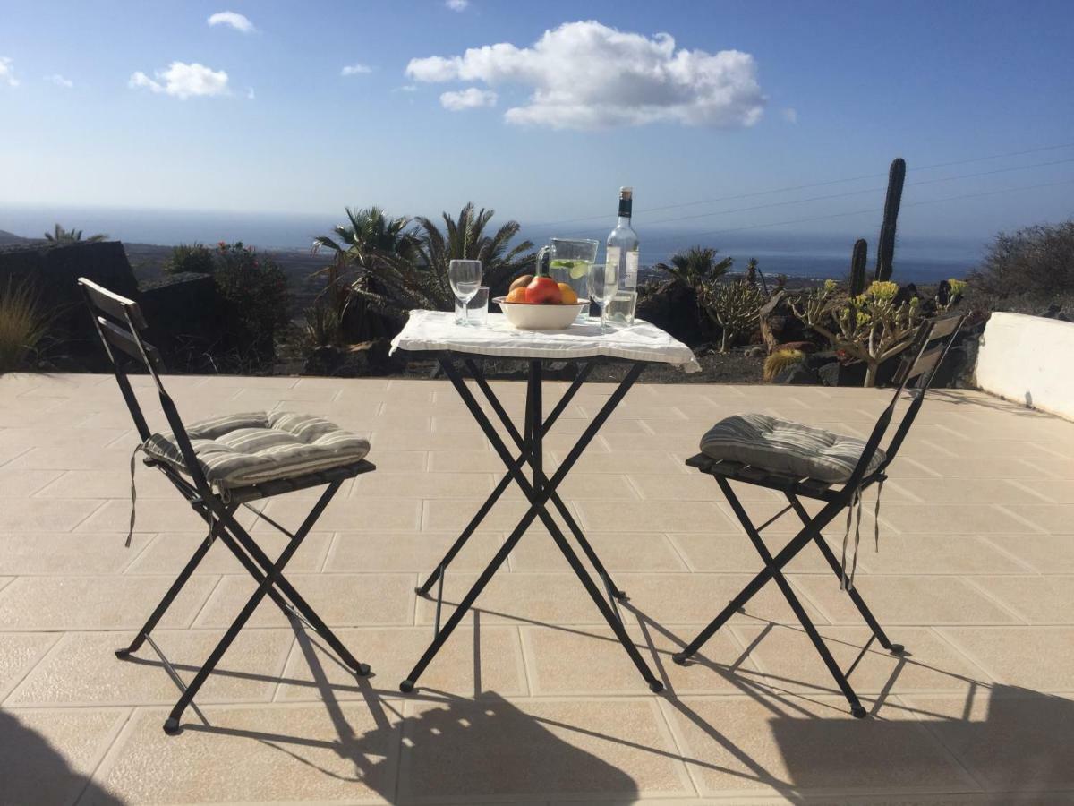 Luxury Studio, Sea View, Pool Apartment La Asomada (Lanzarote)