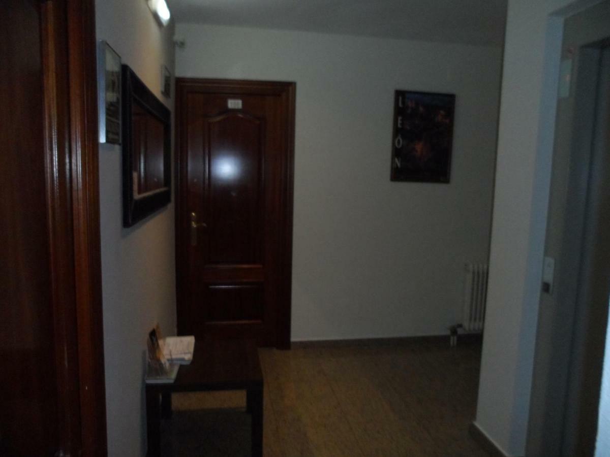 Guest house Coruna 2*