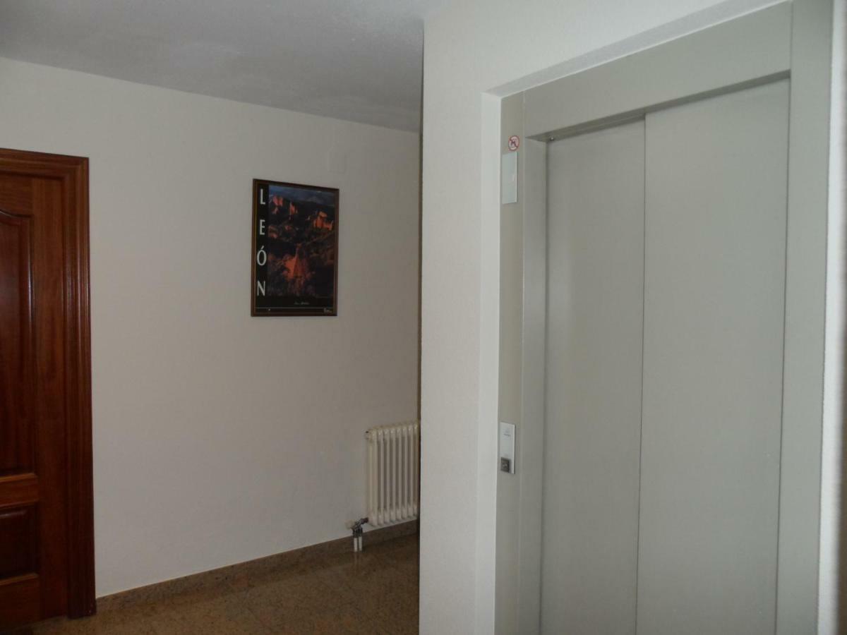 Coruna Guest house 2*