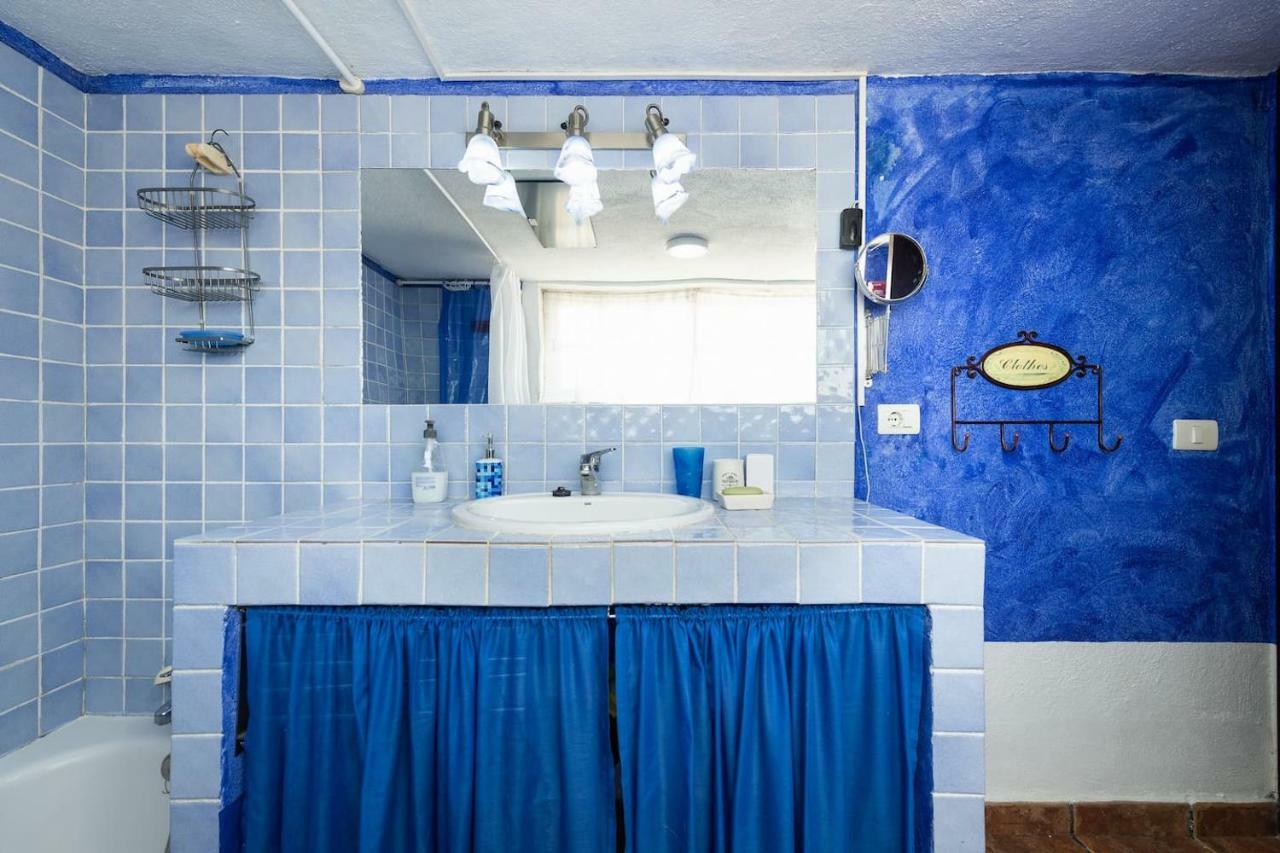 Casa Alba, Casa Rústica En La Colina Con Piscina-spa Climatizada Y Vistas Al Mar Сasa de vacaciones