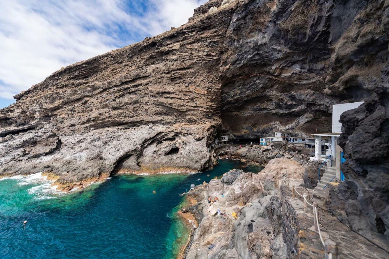 Сasa de vacaciones Casa Alba, Casa Rústica En La Colina Con Piscina-spa Climatizada Y Vistas Al Mar Puntallana