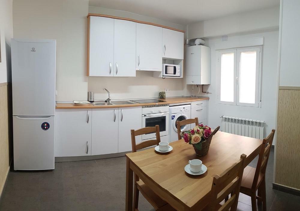 Puerta De Apartment