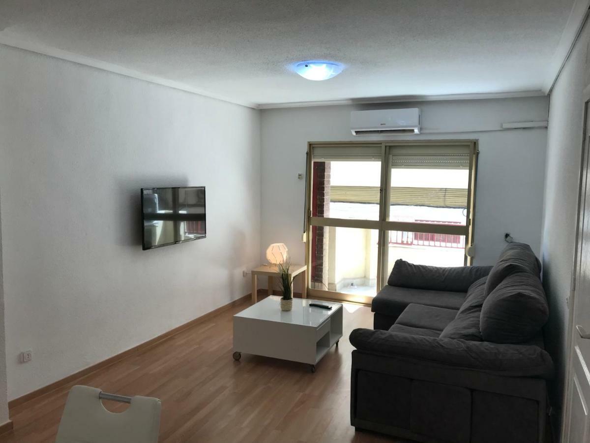 Apartment Homely El Paseo