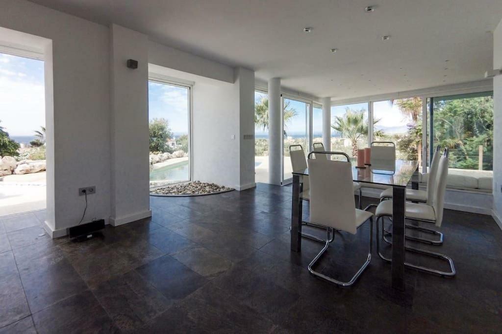 Sunset Villa Marbella - Infinity Pool & Sea View Homestay *