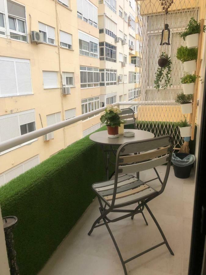 Masai Victoria Beach. A 100 Metros De La Playa. Apartamento Cádiz
