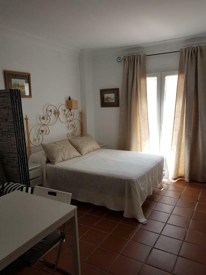 Estudio Grande Con Cocina Wi-fi Hasta 4 Personas El Rocio