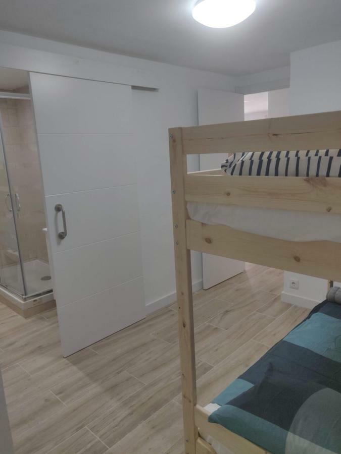 Lovely 2 Bed 2 Bath Near To Beach: Amposta Apartment *