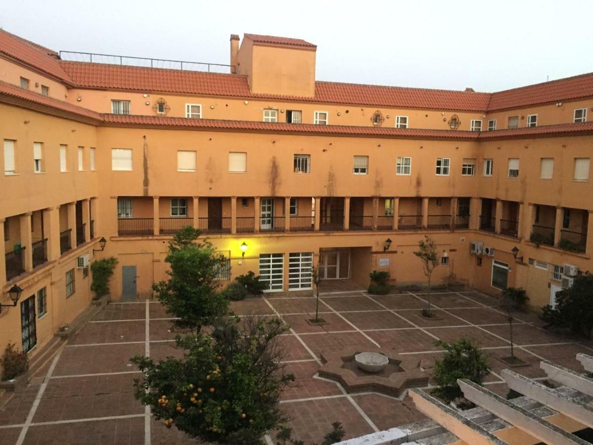 Avenida Andalucia Plaza Apartment