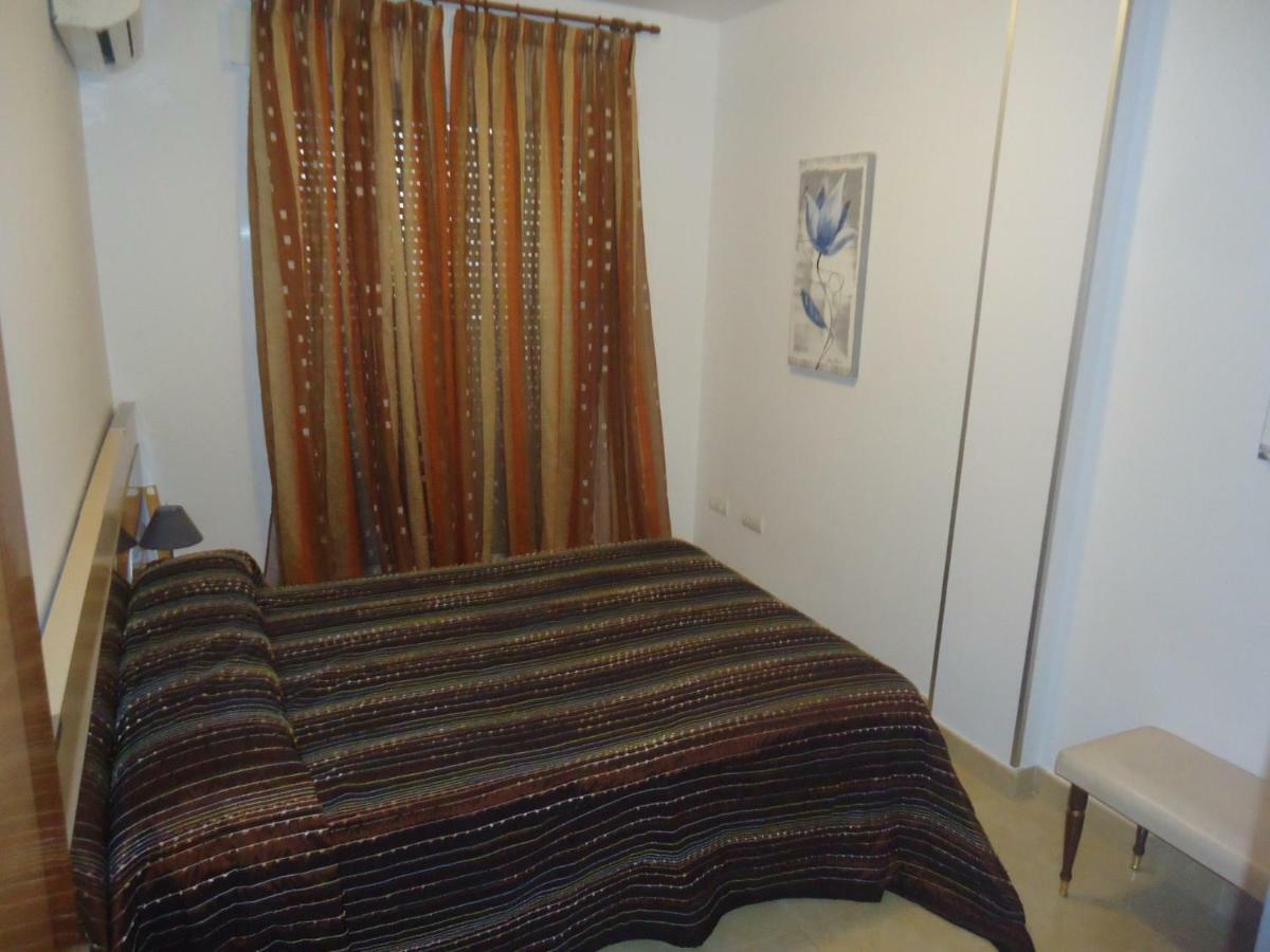 Apartamento Pº Maritimo 13-4/6 Pax. Lek *