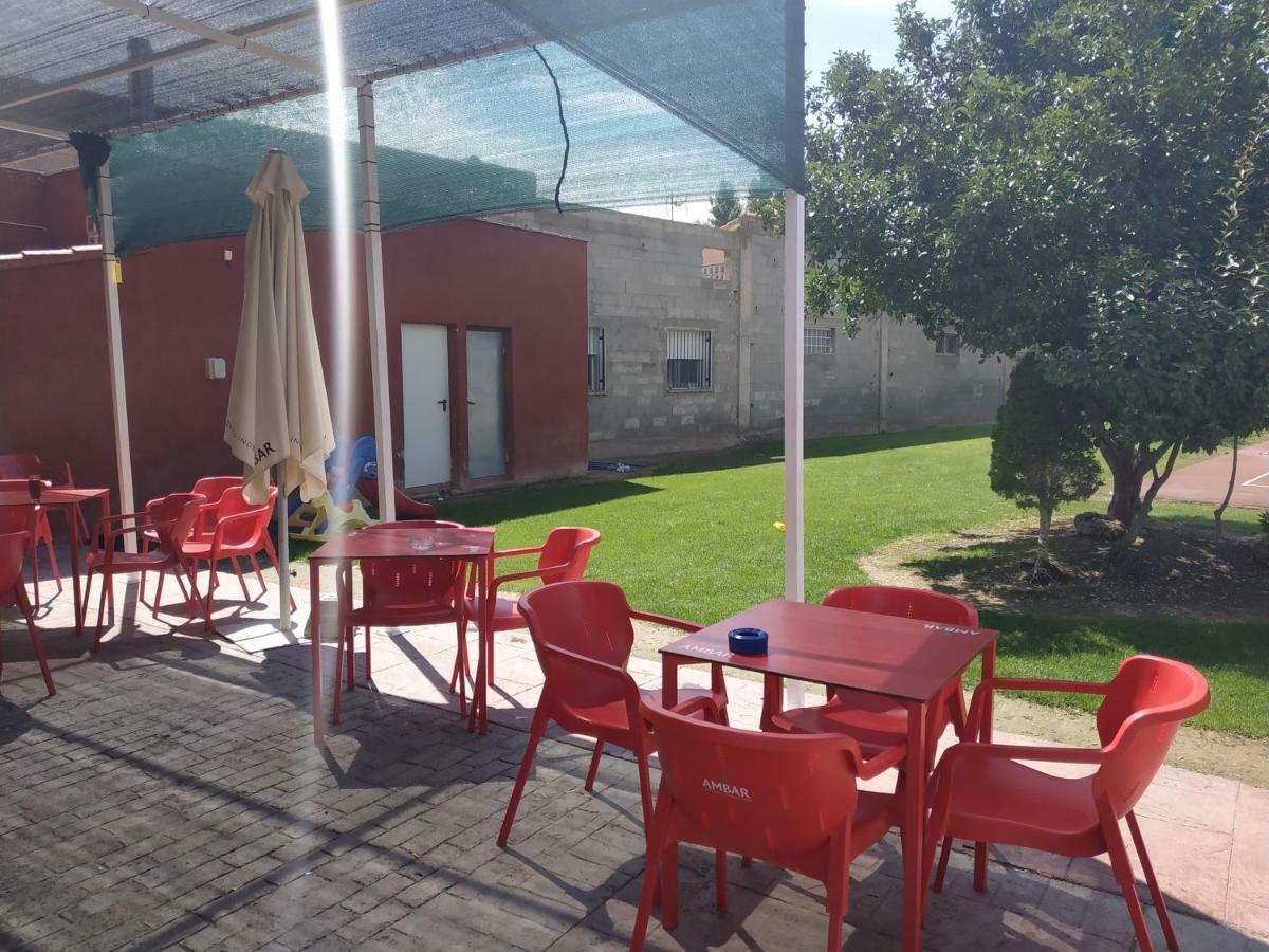 Guest house Hostal Restaurante La Concordia