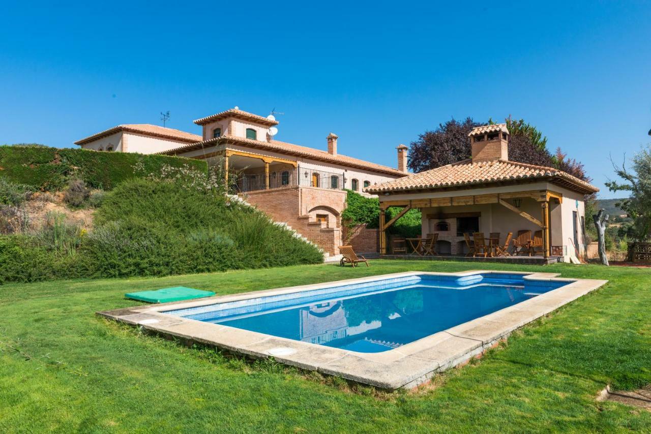 El Piruetano Villa *