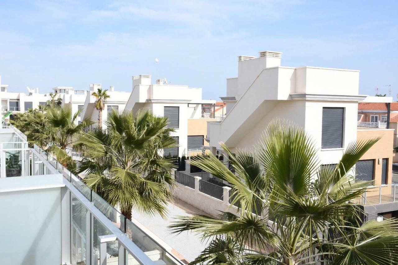 La Zenia Beach Bungalow *