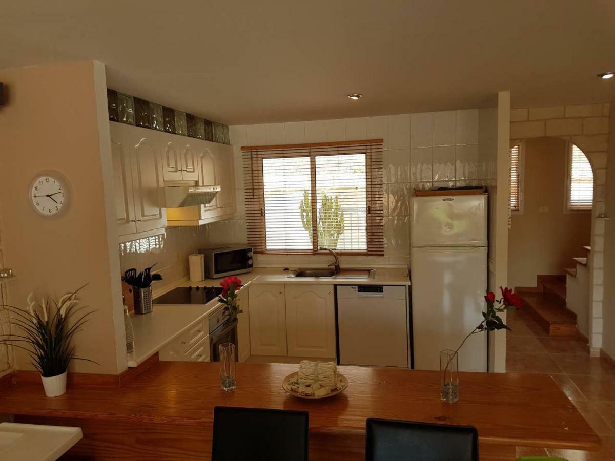 Сasa de vacaciones Roque Del Conde 3 With Fantastic Sea View, Terrace, Pool, Wifi, Sat-tv, Garage