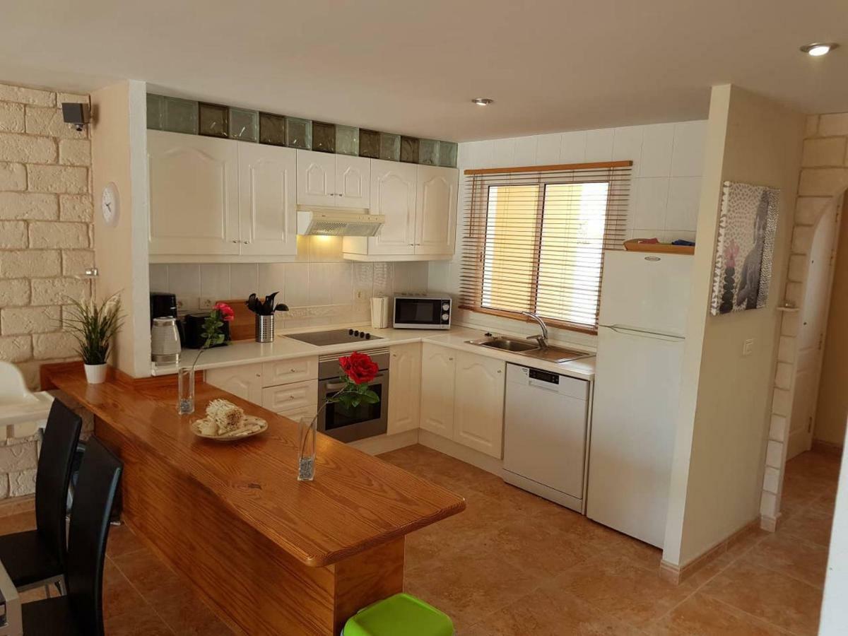 Roque Del Conde 3 With Fantastic Sea View, Terrace, Pool, Wifi, Sat-tv, Garage