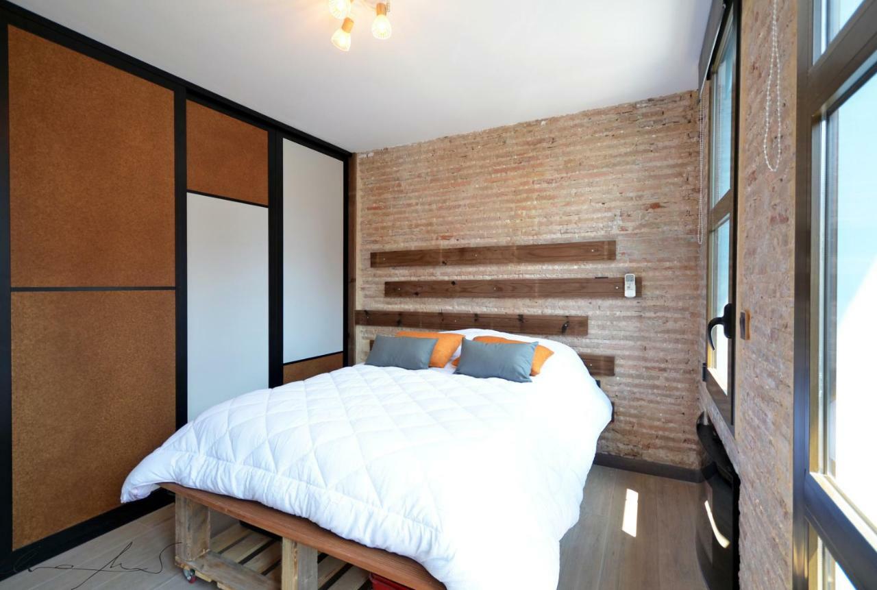 Casita En El Cabañal Con Patio